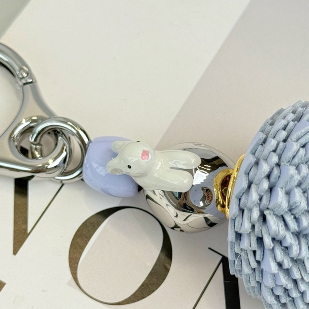 Loewe Charm - Picture 2 of 6